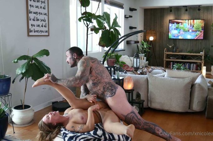Nicole Aniston – Stockings Sextape PPV