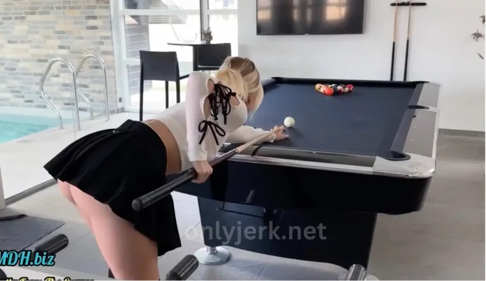 Lia Engel – Pool Table Sextape