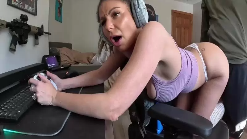 Brooklyn Chase – Free Use Gamer Girl