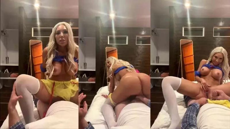 Farrah Abraham – Horniest Snow White Fucks Her Dwarf