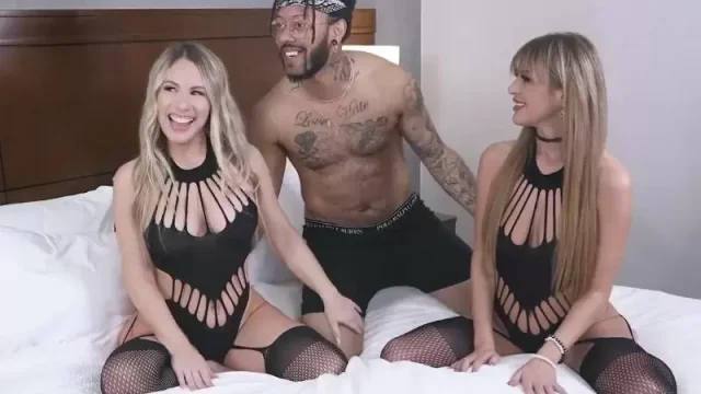 Bunny Madison & Jordan Maxx – Big Boob Blondes Fuck Big Dick