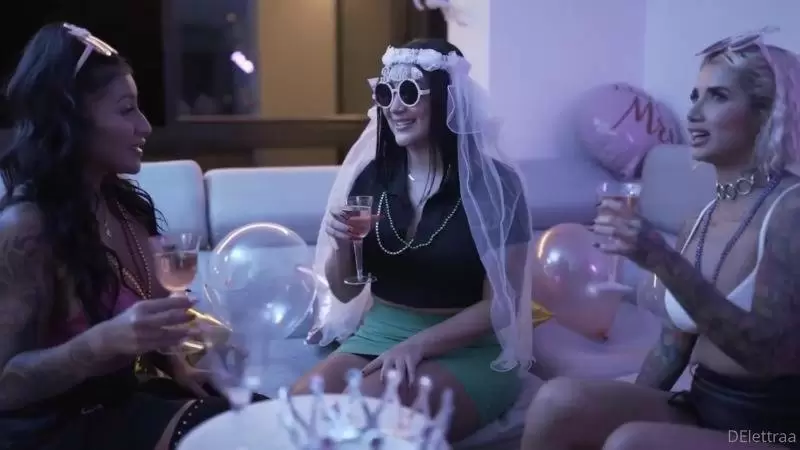 Mariana Martix, Delettraa, Agata Ruiz & Martina Smith – Bachelorette Orgy Party