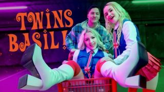 StepSiblings: Fuck a Pair of Twins?! Oh, Behave – Khloe Kingsley & Eva Nyx