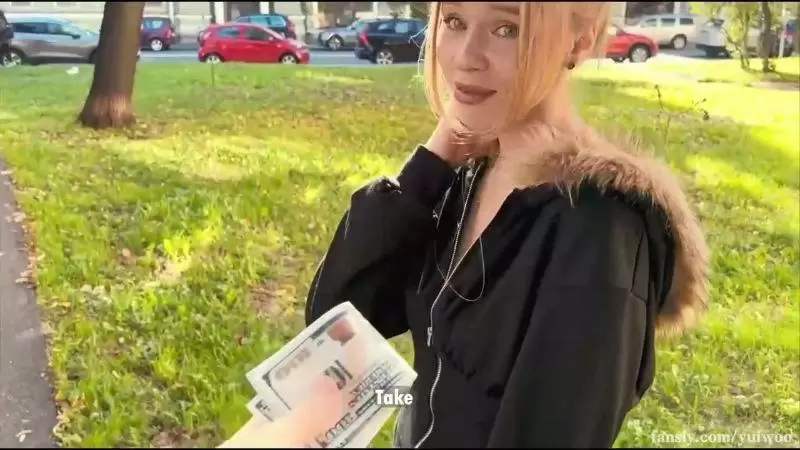 Yuiwoo – Shy Stranger Cheated on her Boyfriend for Money