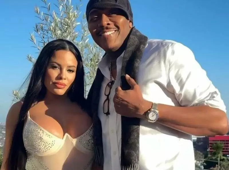 Luna Star – New Sextape with Dredd