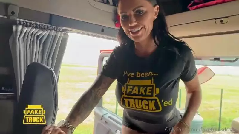 Kerry Louise – Catches Wanking Fake Truck Video Leaked