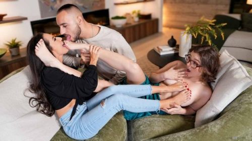 LoveHerFeet: Three is Better Than One – Freya Von Doom & Leana Lovings