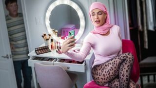 HijabMylfs: Marital Duties Aren’t Just for My Husband – Krystal Sparks